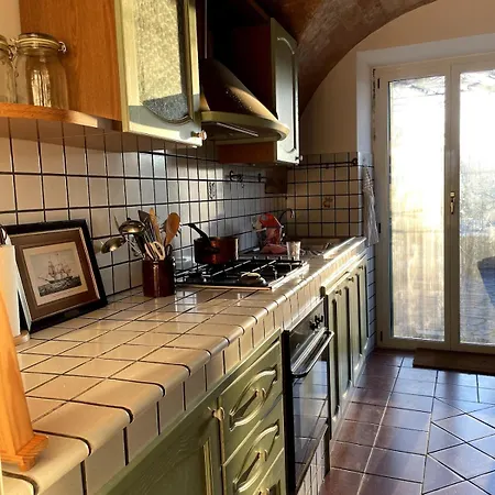 Stenhus I Cellino Tatil Evi *